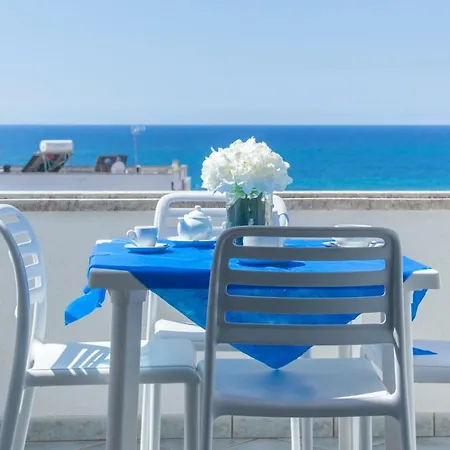 Spiaggia Bianca Apartments Torre Vado Exterior photo