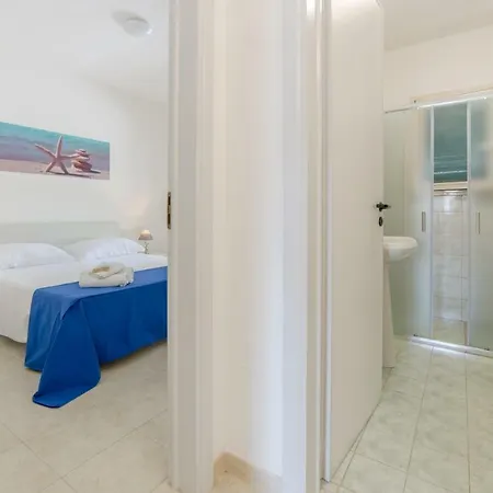 Spiaggia Bianca Apartments Torre Vado Exterior photo